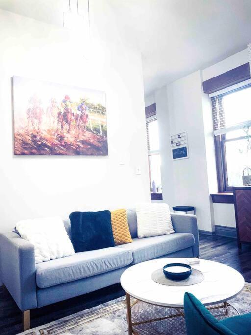 2Br Unit W/ Cinema Room In Nulu Луисвил Екстериор снимка